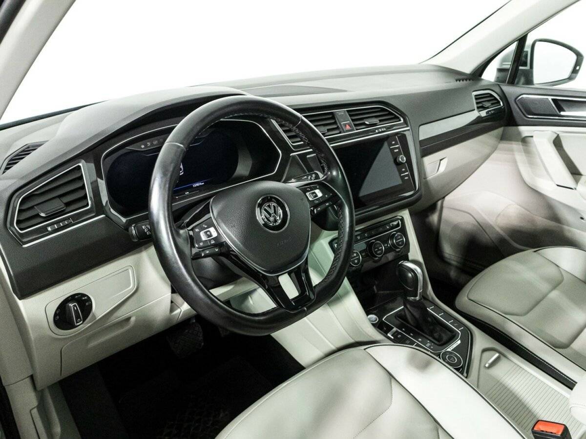 Volkswagen Tiguan б/у, 2018, Роботизированная. Фото: #10