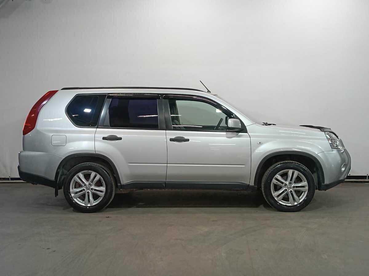 Nissan X-Trail б/у, 2012, Механическая. Фото: #3