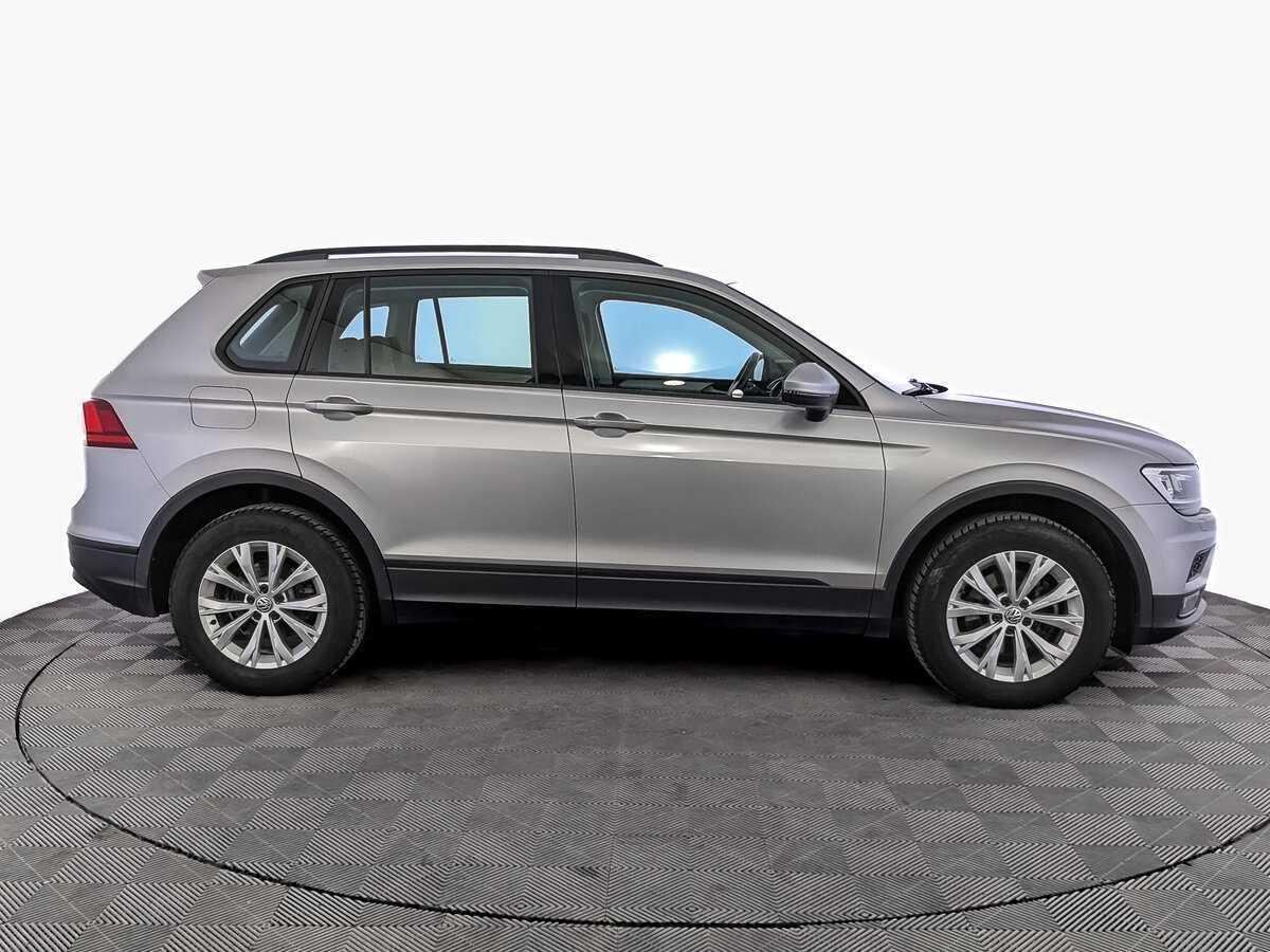 Volkswagen Tiguan б/у, 2020, Роботизированная. Фото: #3