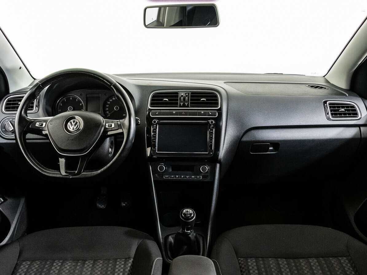 Volkswagen Polo б/у, 2018, Механическая. Фото: #9
