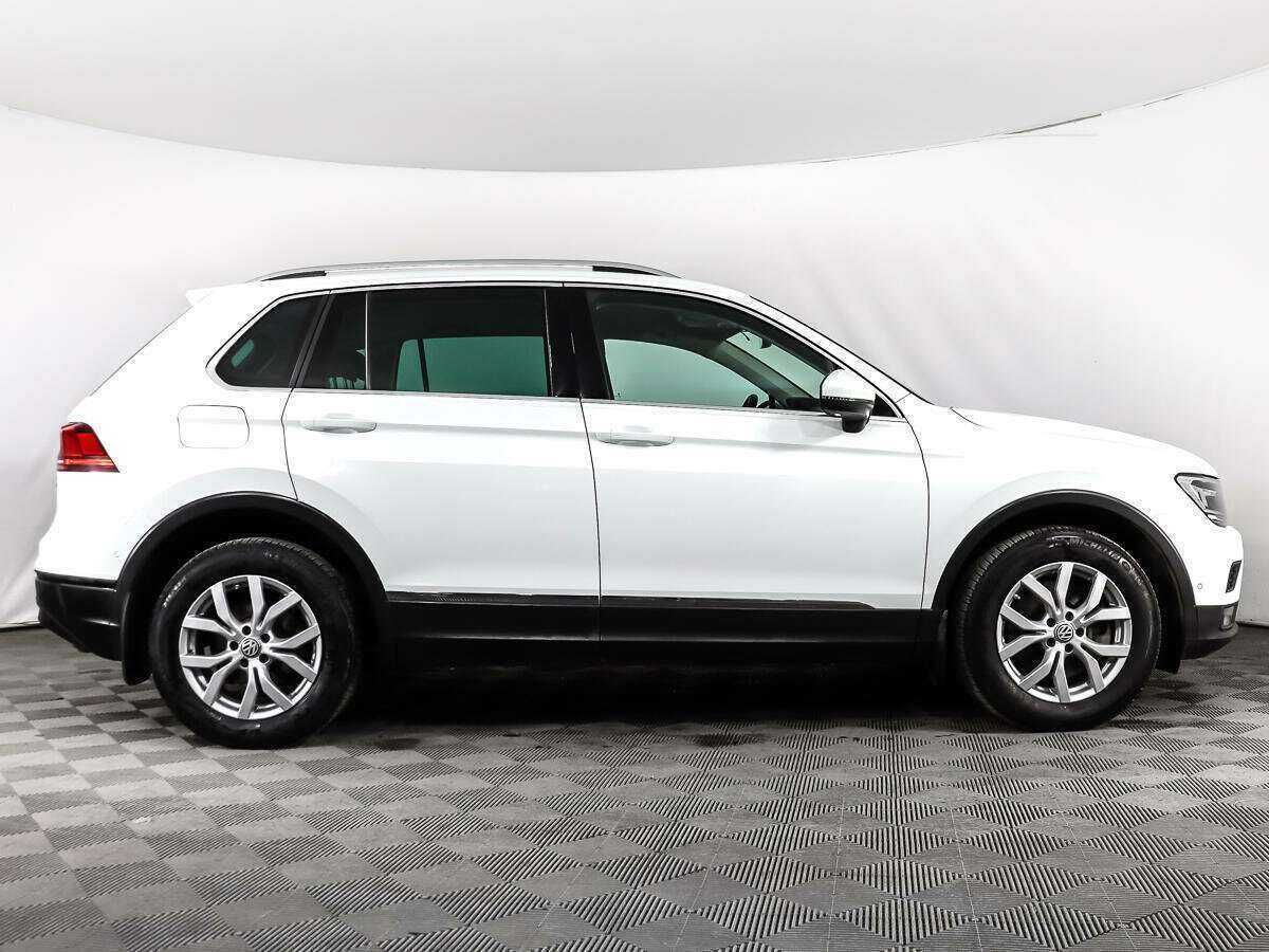 Volkswagen Tiguan б/у, 2017, Роботизированная. Фото: #3