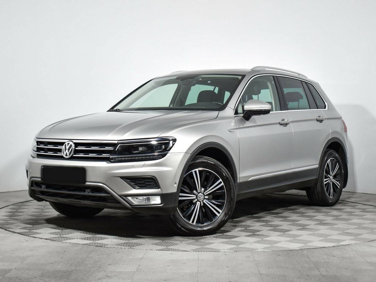 Volkswagen Tiguan б/у, 2017, Роботизированная. Посмотреть фото