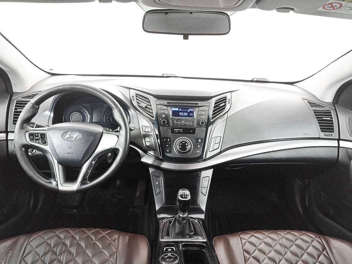 Hyundai i40 б/у, 2015, Механическая. Фото: #11
