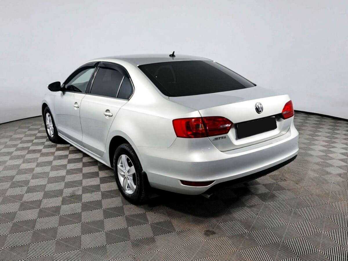 Volkswagen Jetta б/у, 2014, Механическая. Фото: #6