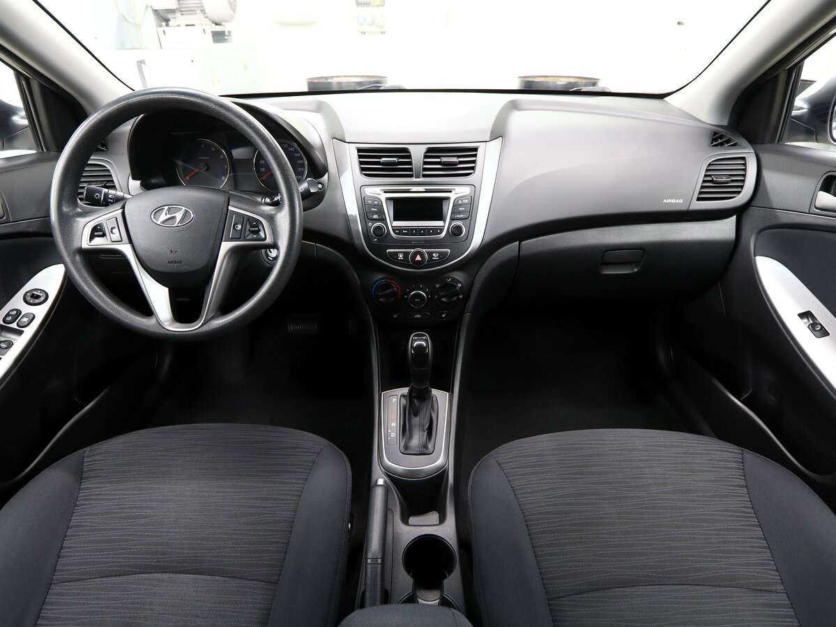 Hyundai Solaris б/у, 2015, Автоматическая. Фото: #10