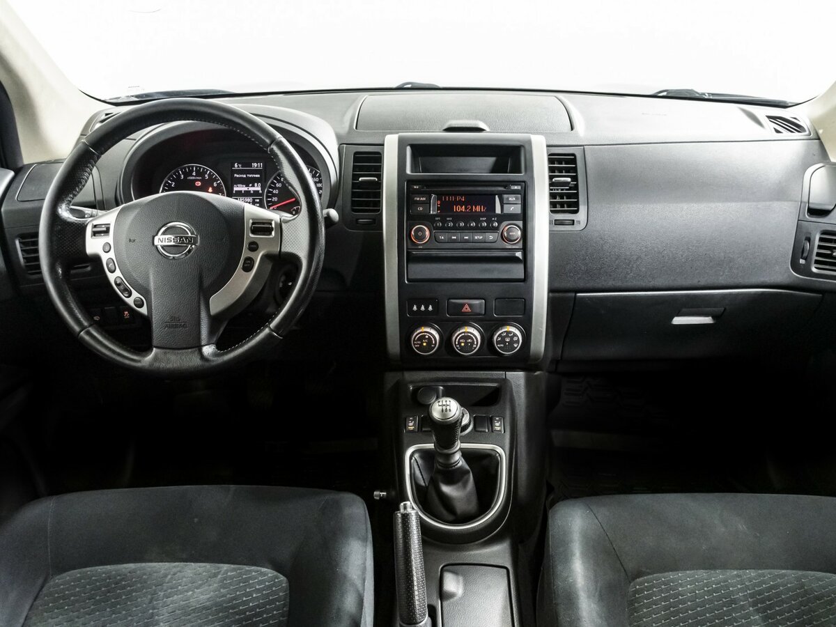Nissan X-Trail б/у, 2014, Механическая. Фото: #10