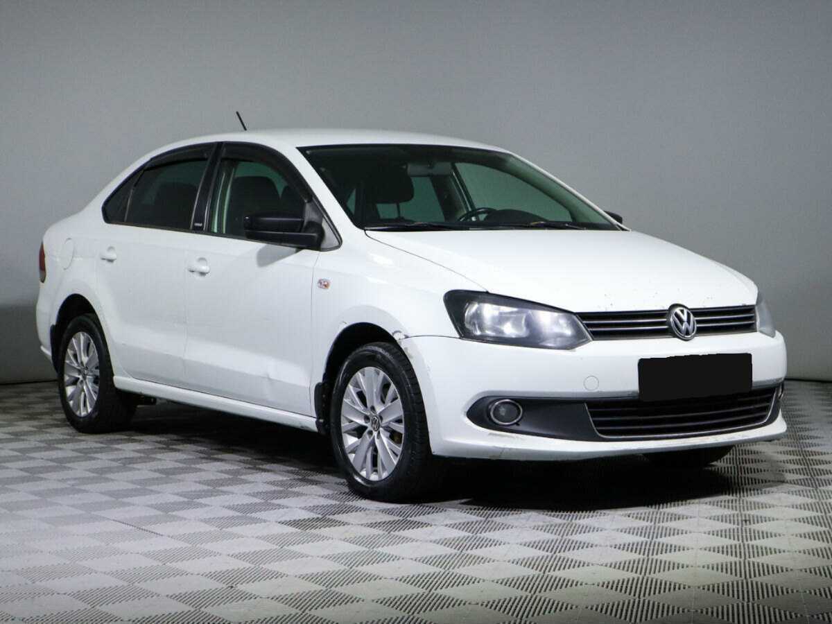 Volkswagen Polo б/у, 2014, Автоматическая. Фото: #2