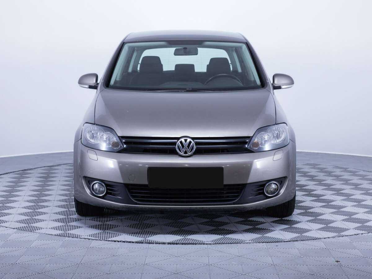 Volkswagen Golf Plus б/у, 2012, Механическая. Фото: #1