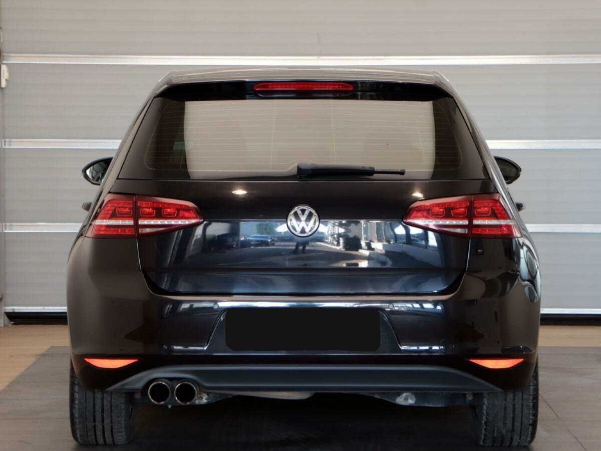 Volkswagen Golf б/у, 2013, Механическая. Фото: #4