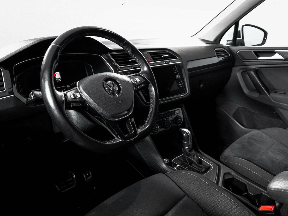Volkswagen Tiguan б/у, 2019, Роботизированная. Фото: #13
