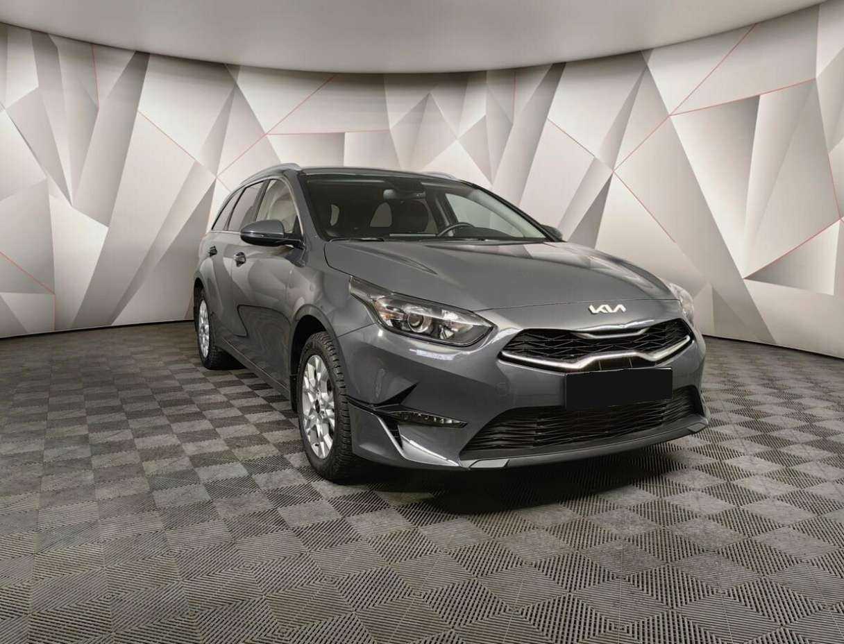 Kia Ceed б/у, 2022, Автоматическая. Фото: #2