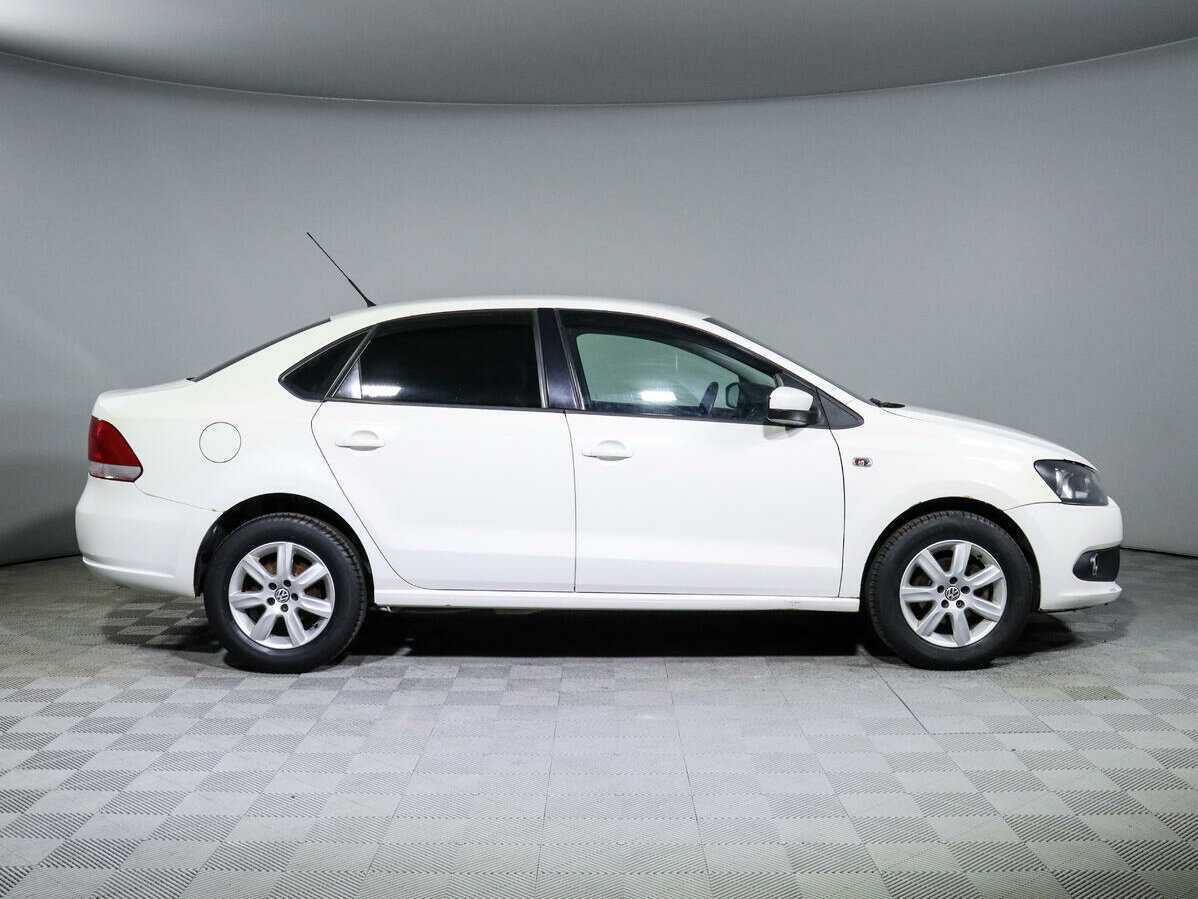 Volkswagen Polo б/у, 2012, Автоматическая. Фото: #3