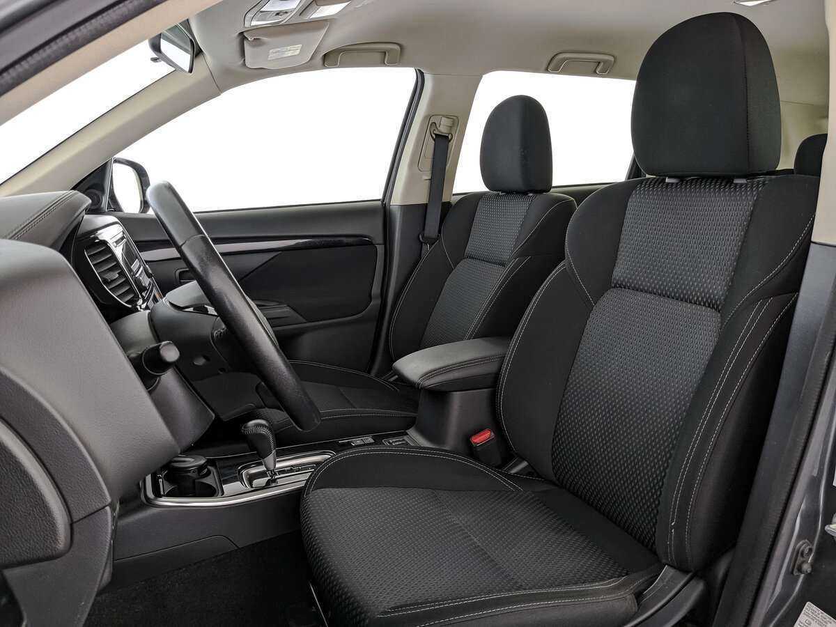 Mitsubishi Outlander б/у, 2019, Вариатор. Фото: #15