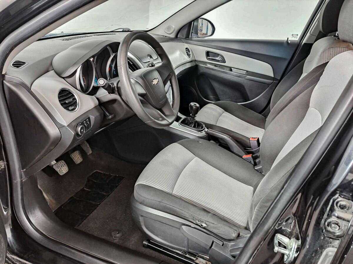 Chevrolet Cruze б/у, 2013, Механическая. Фото: #15