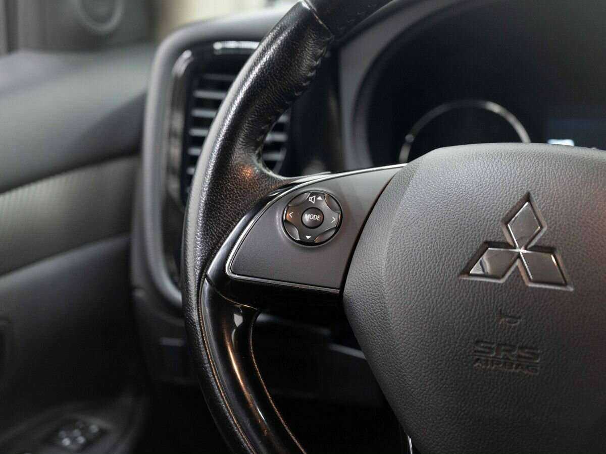 Mitsubishi Outlander б/у, 2016, Вариатор. Фото: #14
