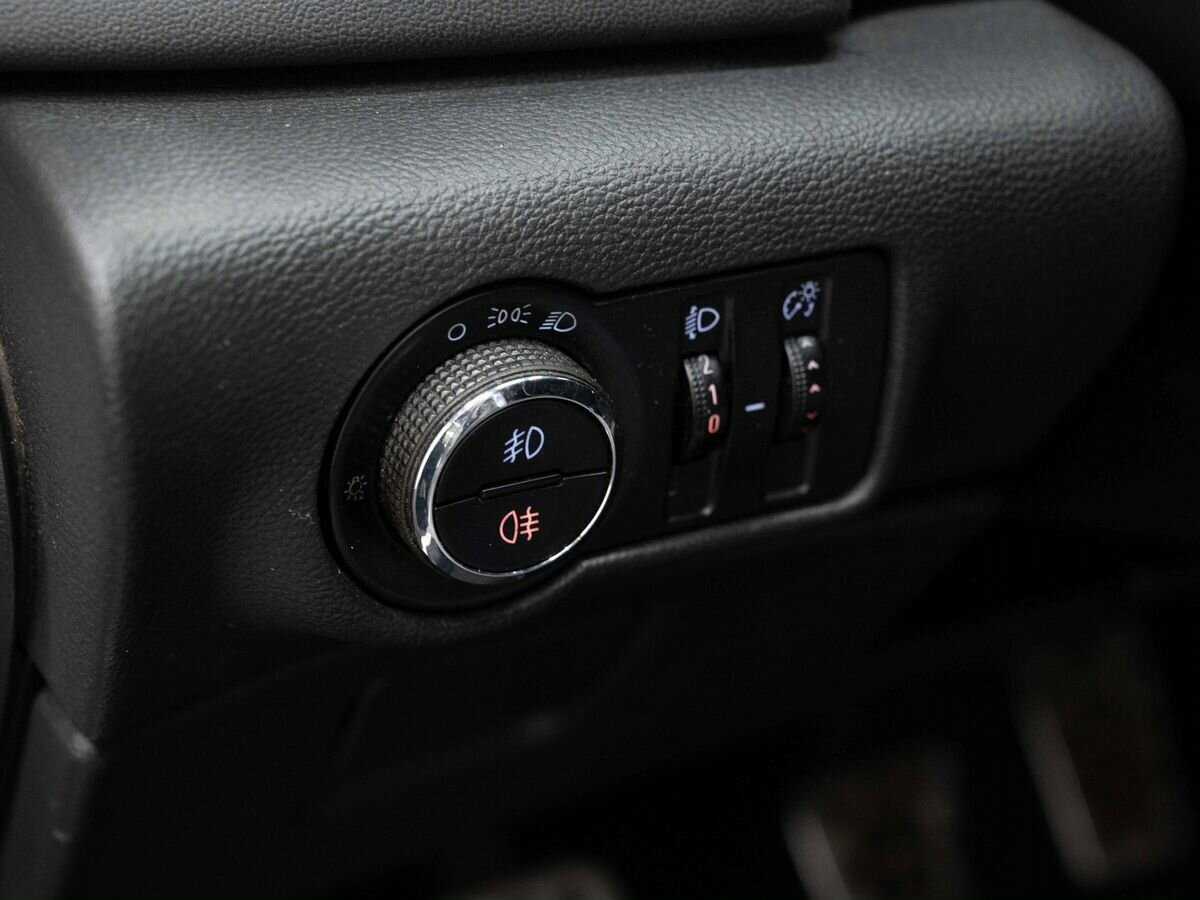 Opel Astra б/у, 2013, Механическая. Фото: #17