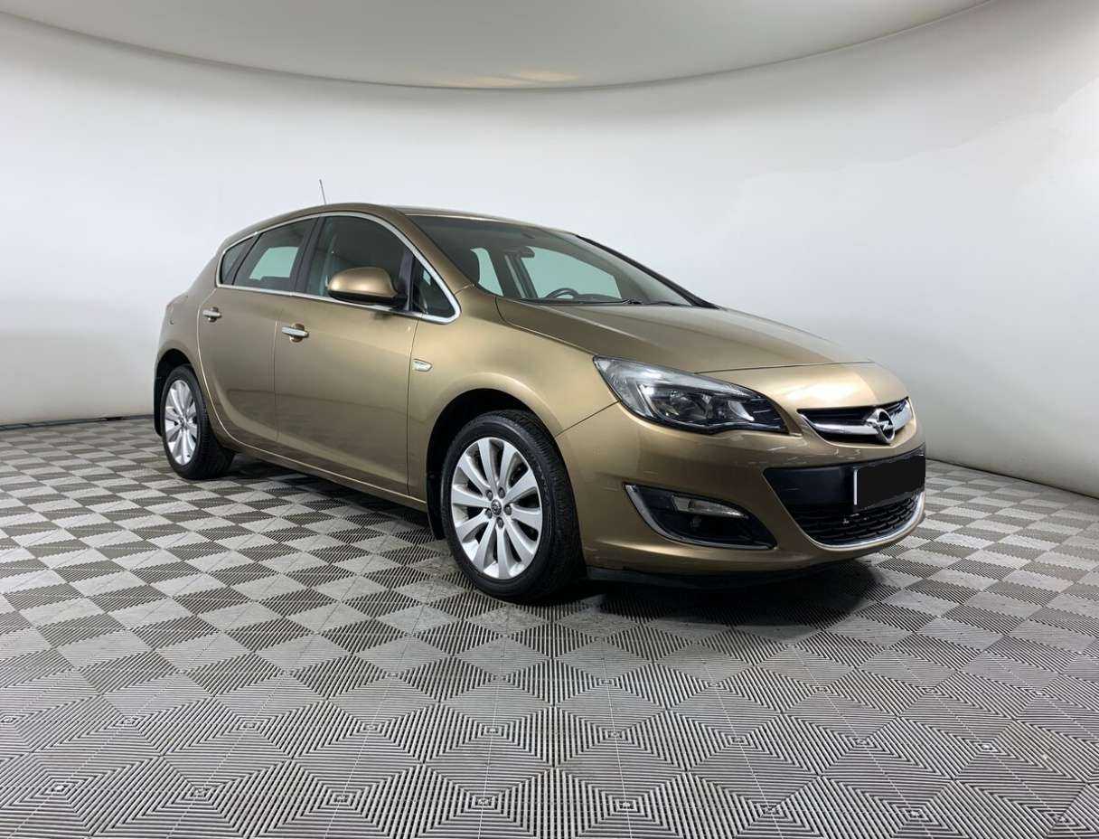 Opel Astra б/у, 2012, Автоматическая. Фото: #2