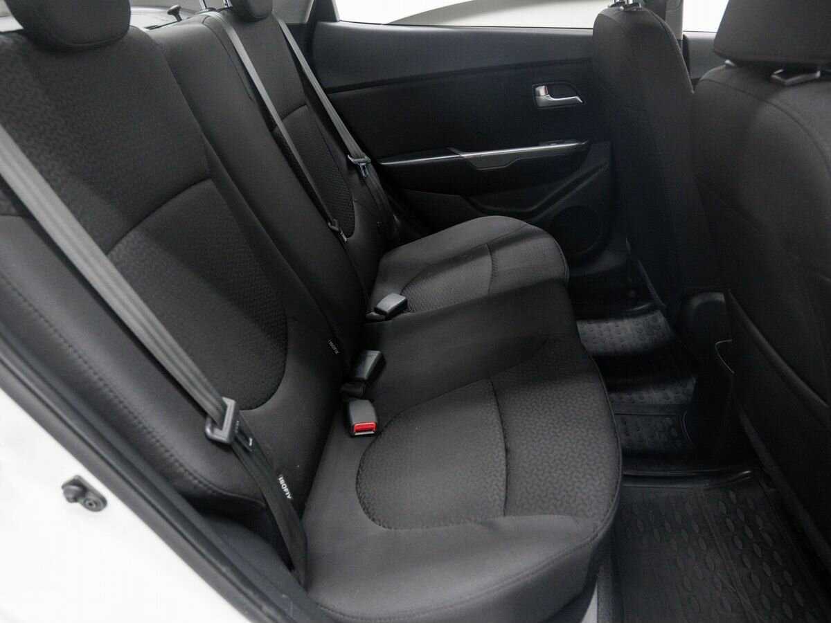 Kia Rio б/у, 2013, Автоматическая. Фото: #7