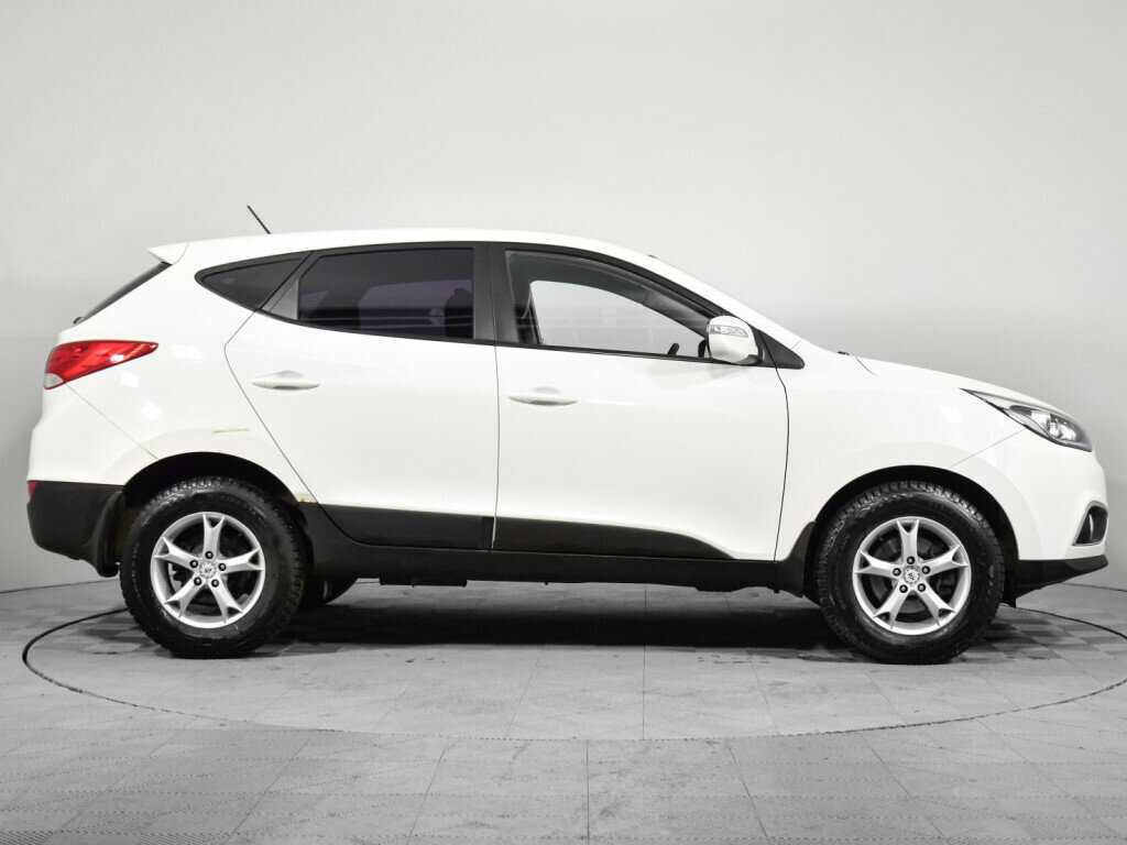 Hyundai ix35 б/у, 2014, Автоматическая. Фото: #3