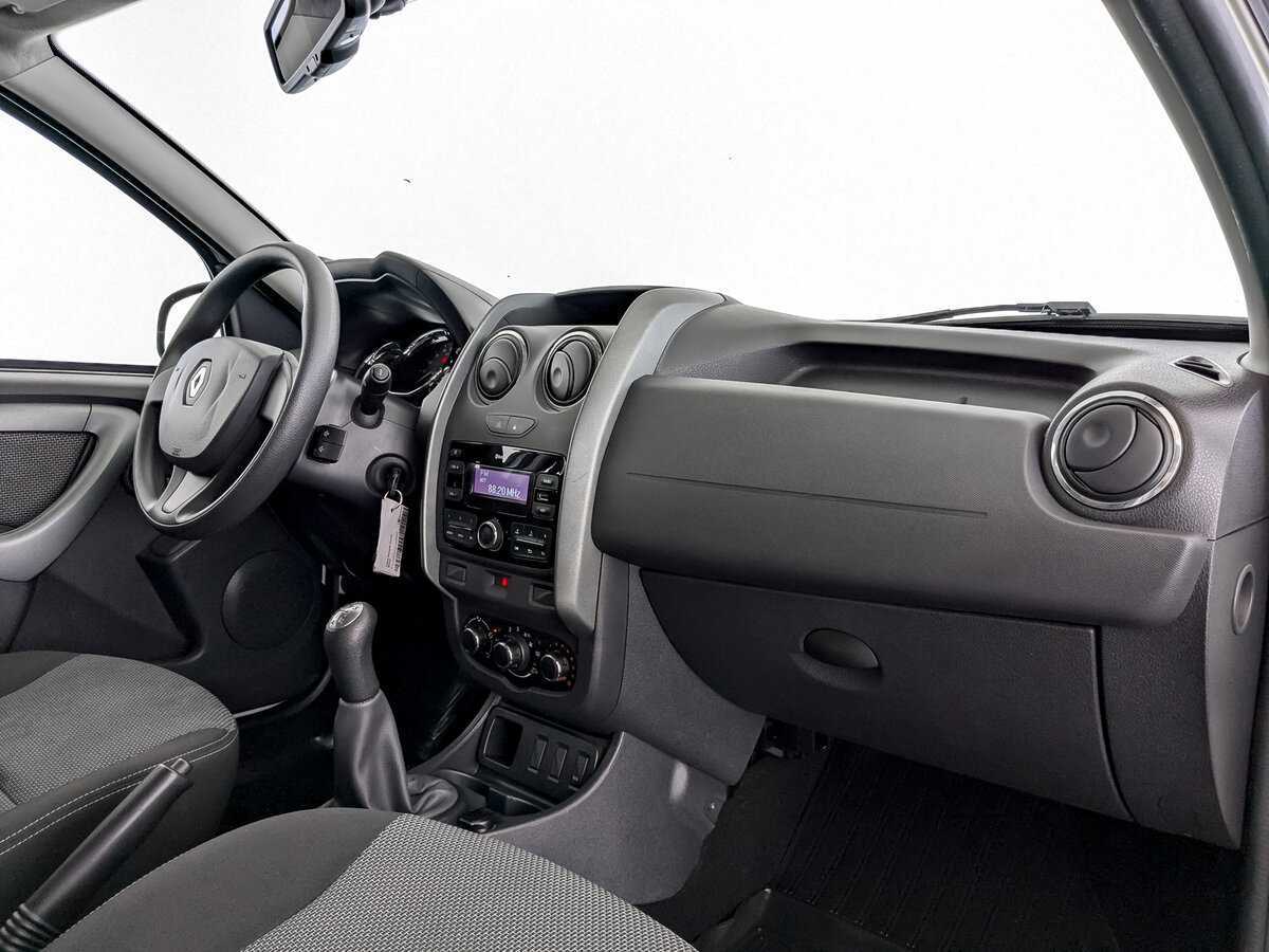 Renault Duster б/у, 2018, Механическая. Фото: #8