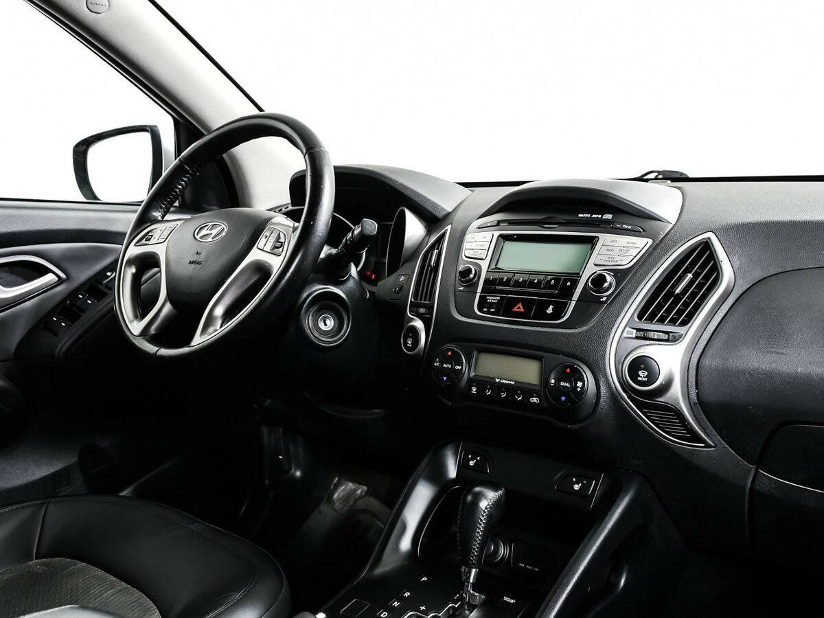 Hyundai ix35 б/у, 2012, Автоматическая. Фото: #8