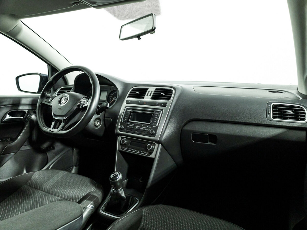 Volkswagen Polo б/у, 2016, Механическая. Фото: #8