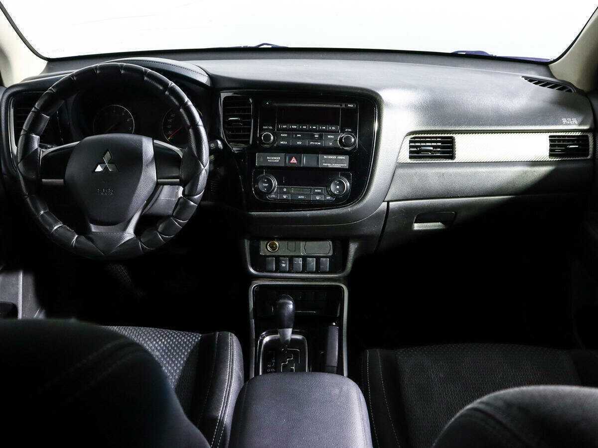 Mitsubishi Outlander б/у, 2018, Вариатор. Фото: #9