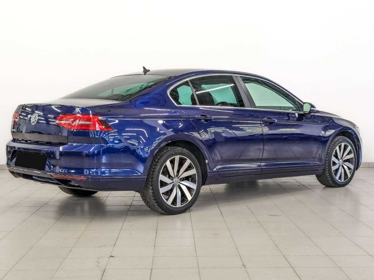 Volkswagen Passat б/у, 2019, Роботизированная. Фото: #4