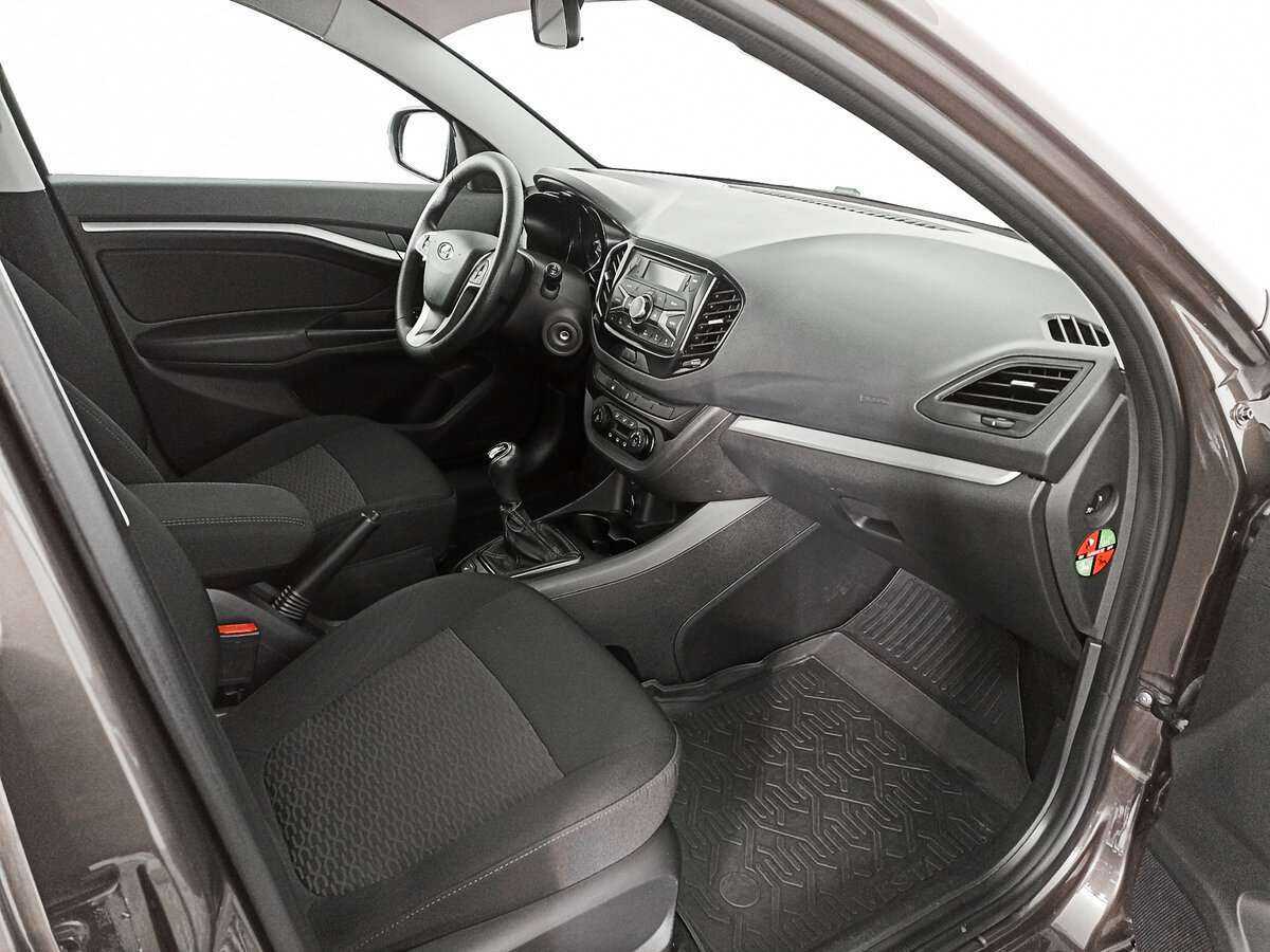 Lada (ВАЗ) Vesta б/у, 2021, Механическая. Фото: #8