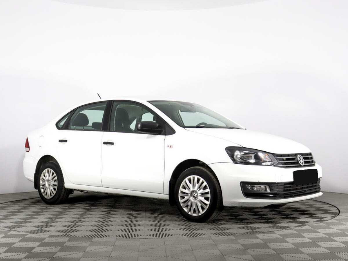 Volkswagen Polo б/у, 2018, Механическая. Фото: #2