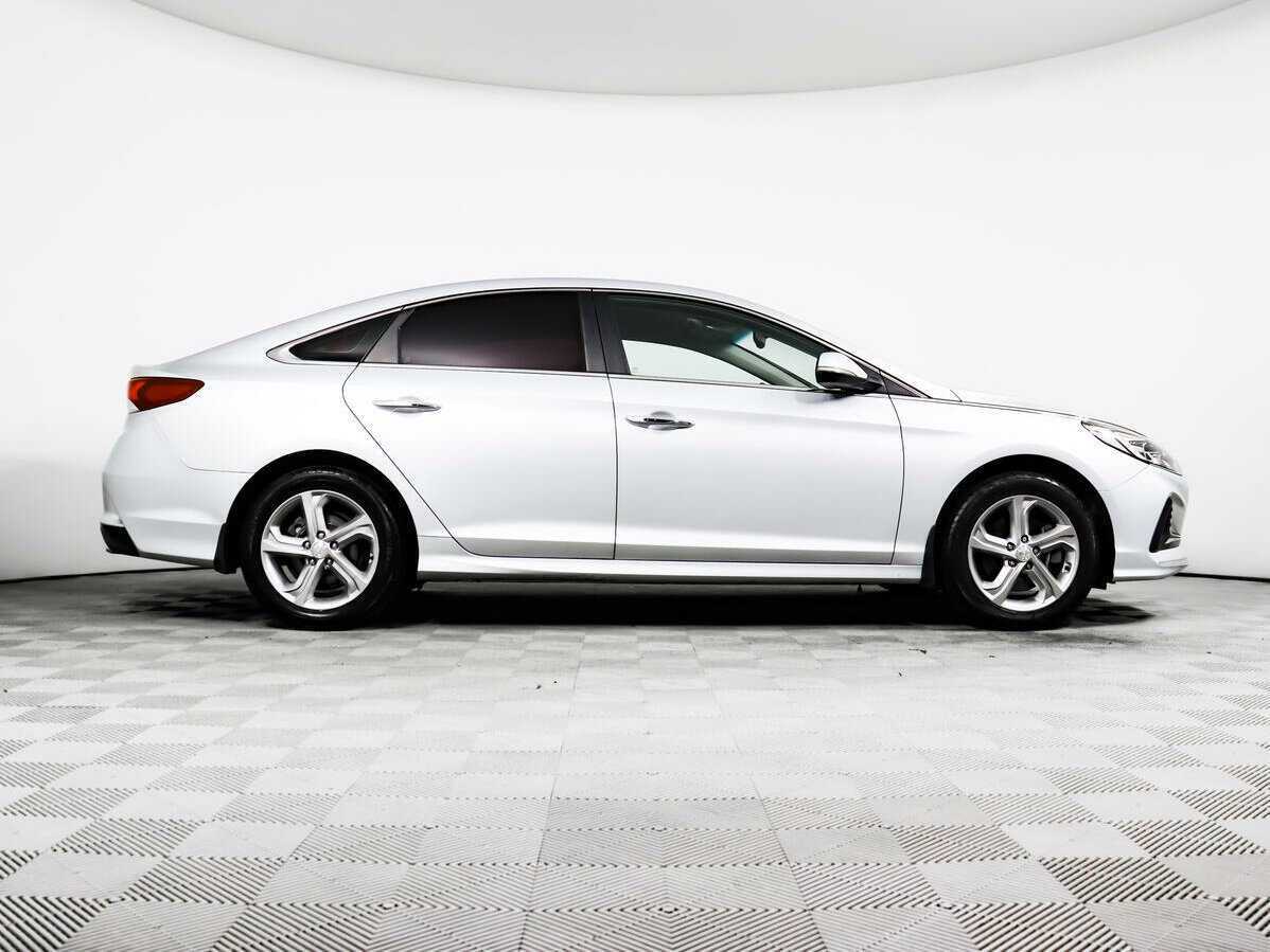 Hyundai Sonata б/у, 2018, Автоматическая. Фото: #3