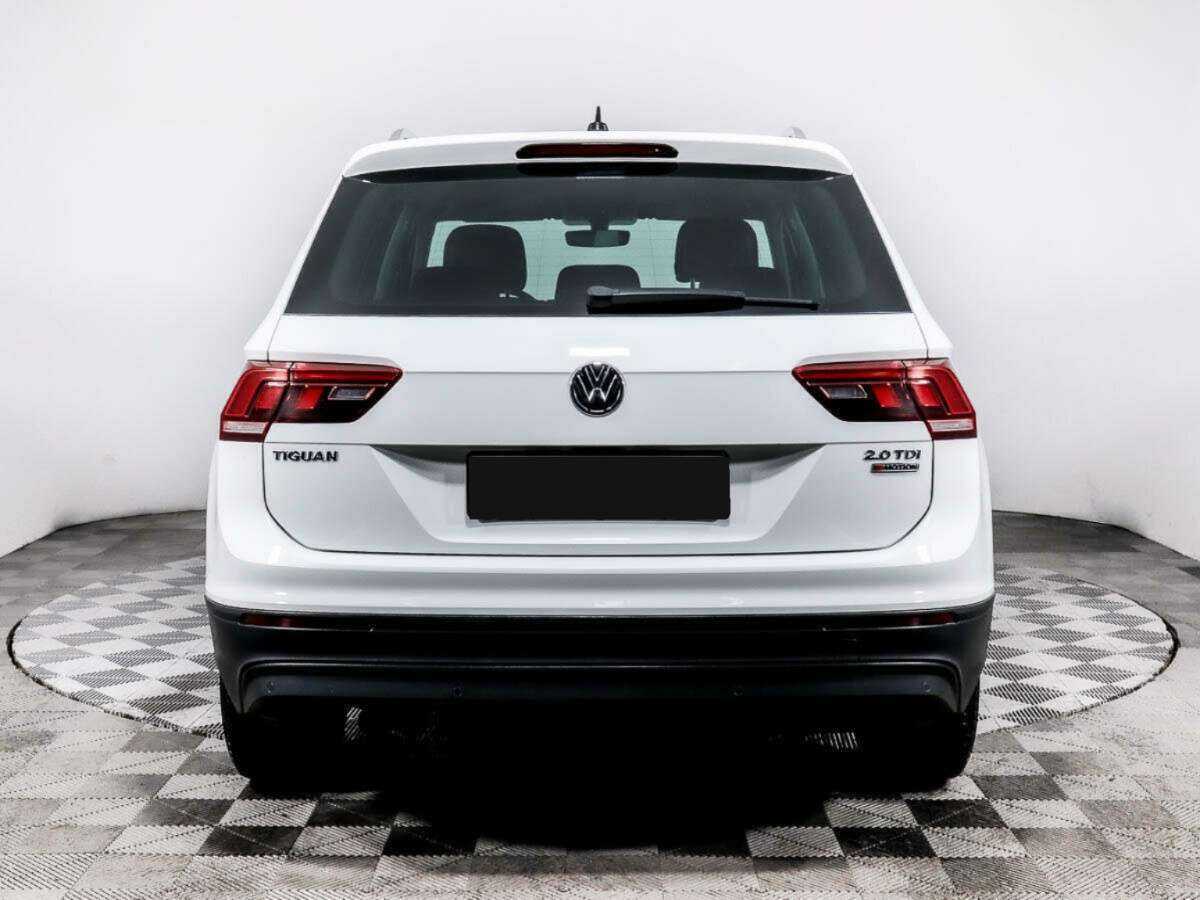 Volkswagen Tiguan б/у, 2017, Роботизированная. Фото: #4