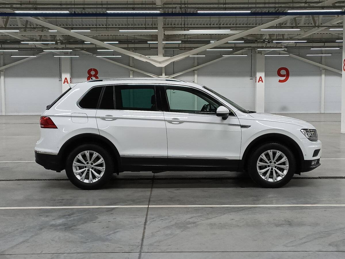 Volkswagen Tiguan б/у, 2017, Роботизированная. Фото: #3