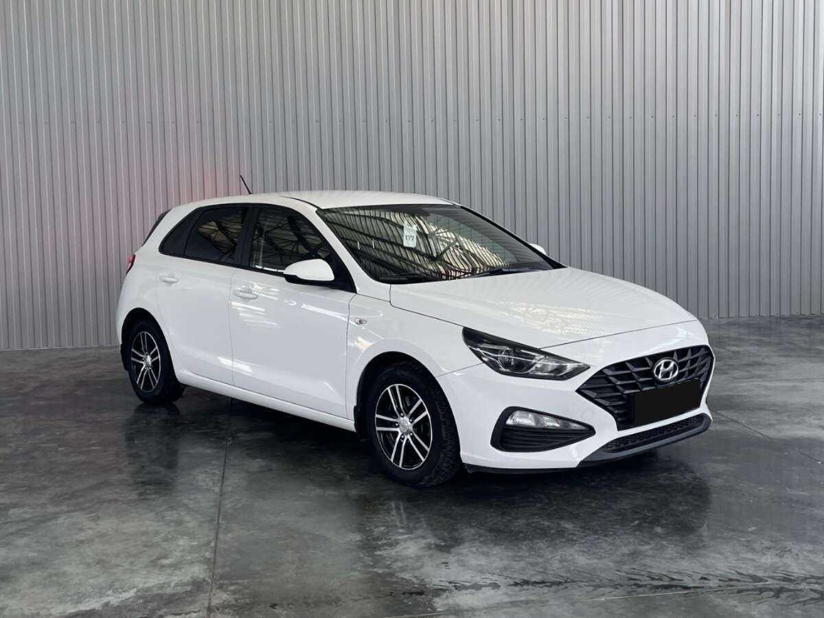 Hyundai i30 б/у, 2022, Автоматическая. Фото: #2
