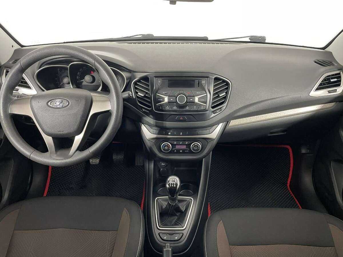 Lada (ВАЗ) Vesta б/у, 2017, Механическая. Фото: #6