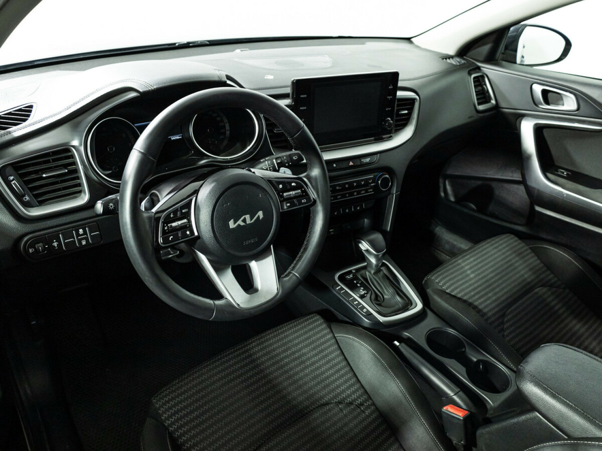 Kia Ceed б/у, 2022, Автоматическая. Фото: #10