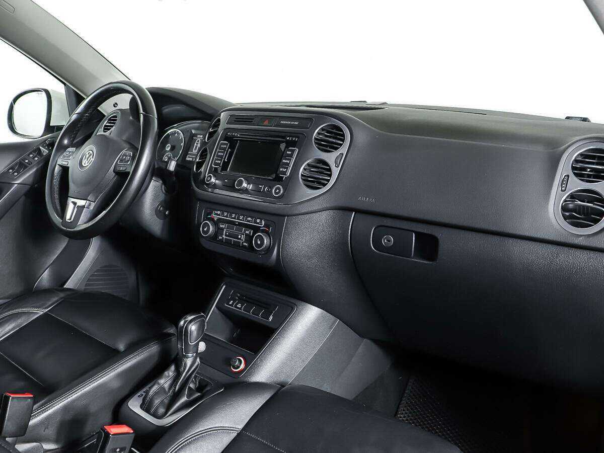 Volkswagen Tiguan б/у, 2013, Автоматическая. Фото: #8