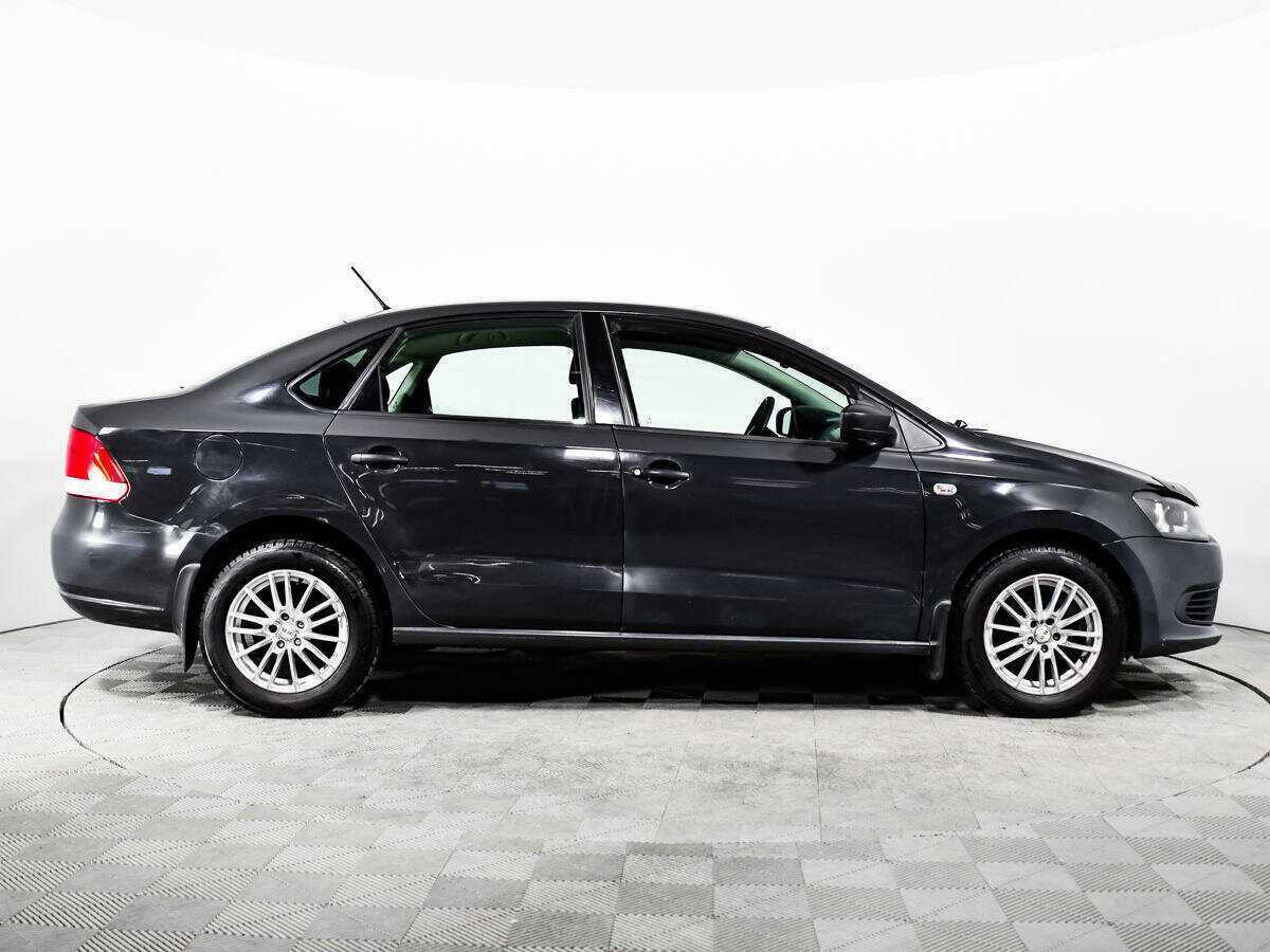 Volkswagen Polo б/у, 2013, Механическая. Фото: #3