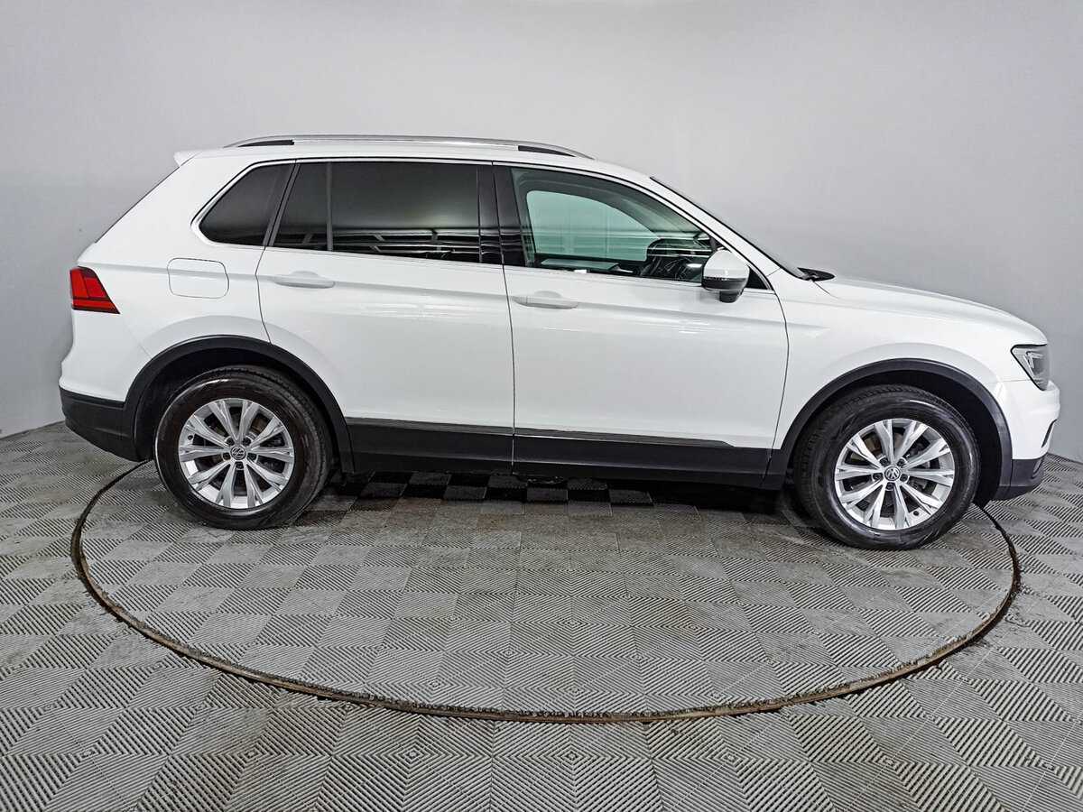 Volkswagen Tiguan б/у, 2018, Роботизированная. Фото: #3