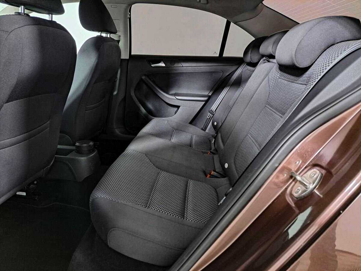 Volkswagen Jetta б/у, 2014, Механическая. Фото: #9