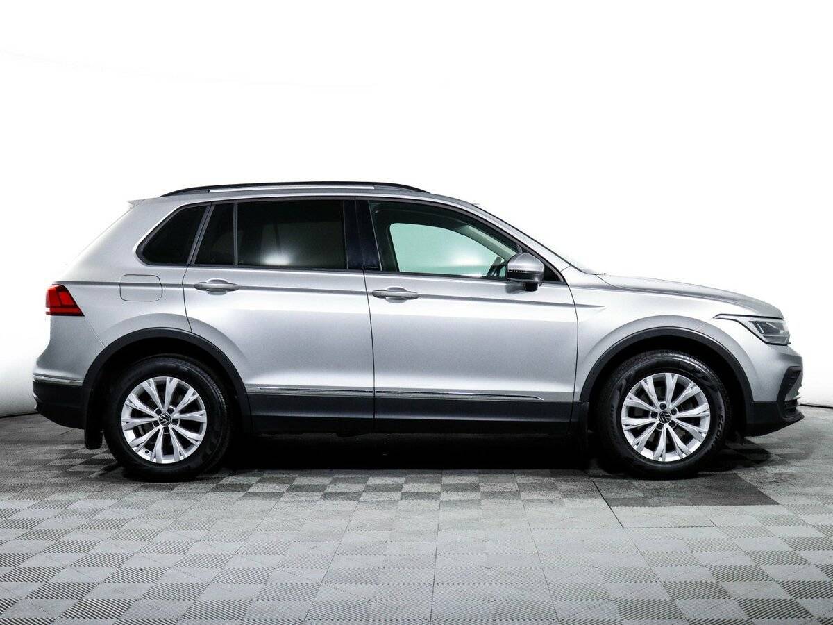 Volkswagen Tiguan б/у, 2021, Роботизированная. Фото: #3