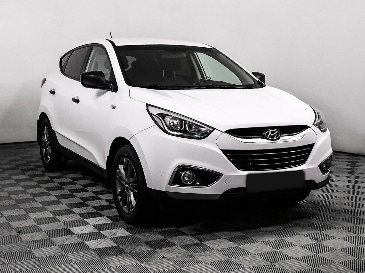 Hyundai ix35 б/у, 2015, Автоматическая. Фото: #2