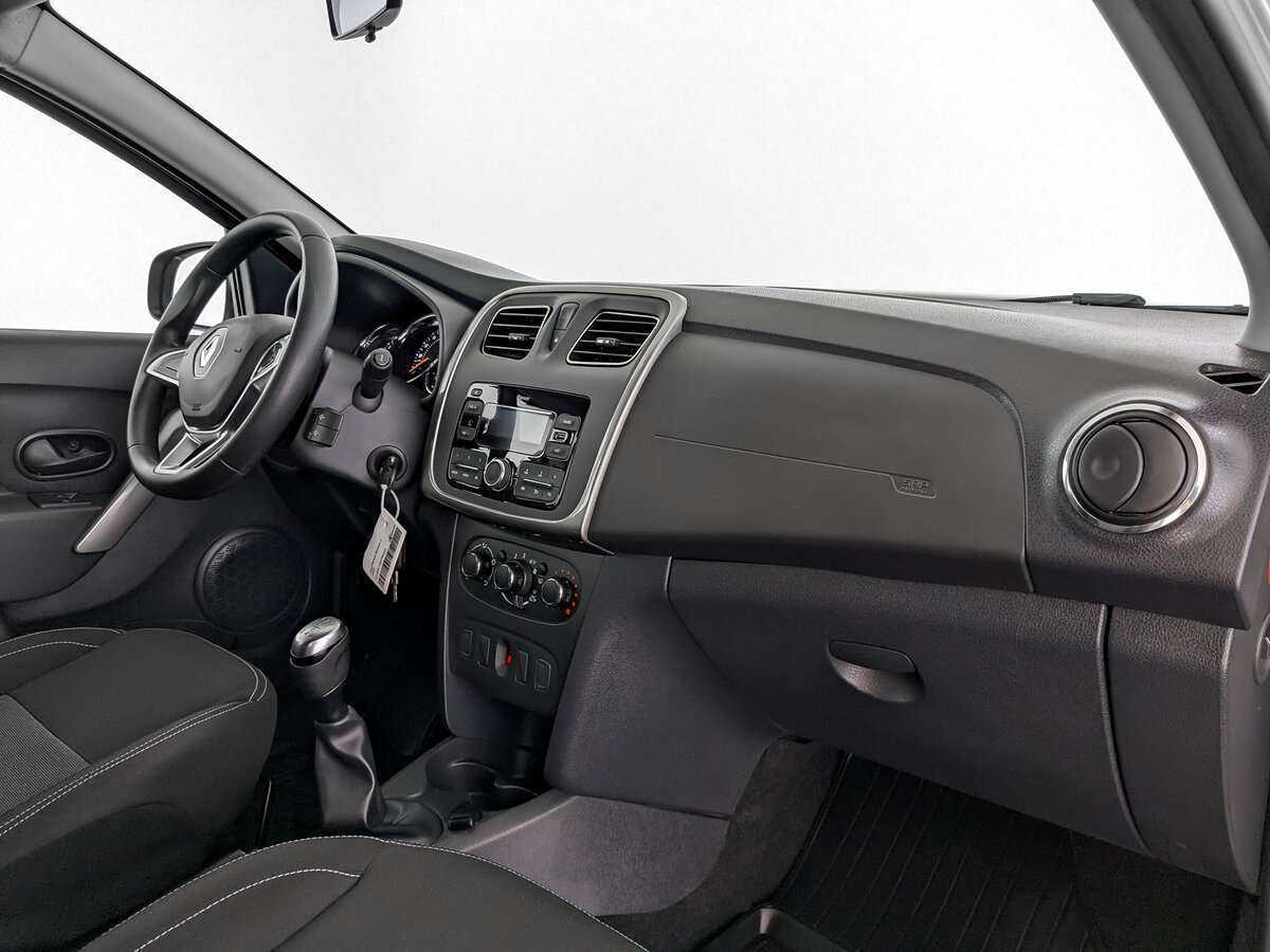 Renault Sandero б/у, 2021, Механическая. Фото: #10