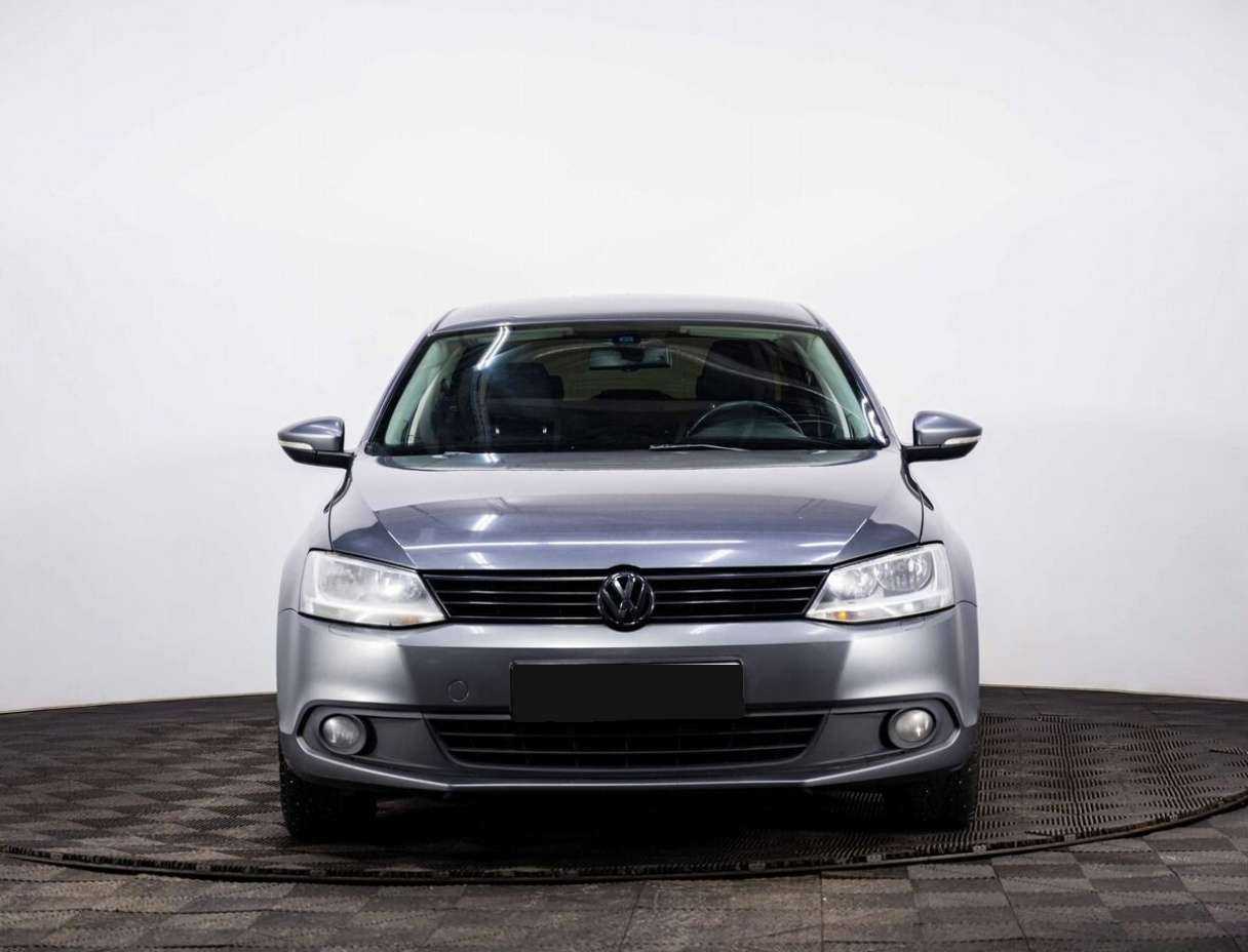 Volkswagen Jetta б/у, 2012, Автоматическая. Фото: #1