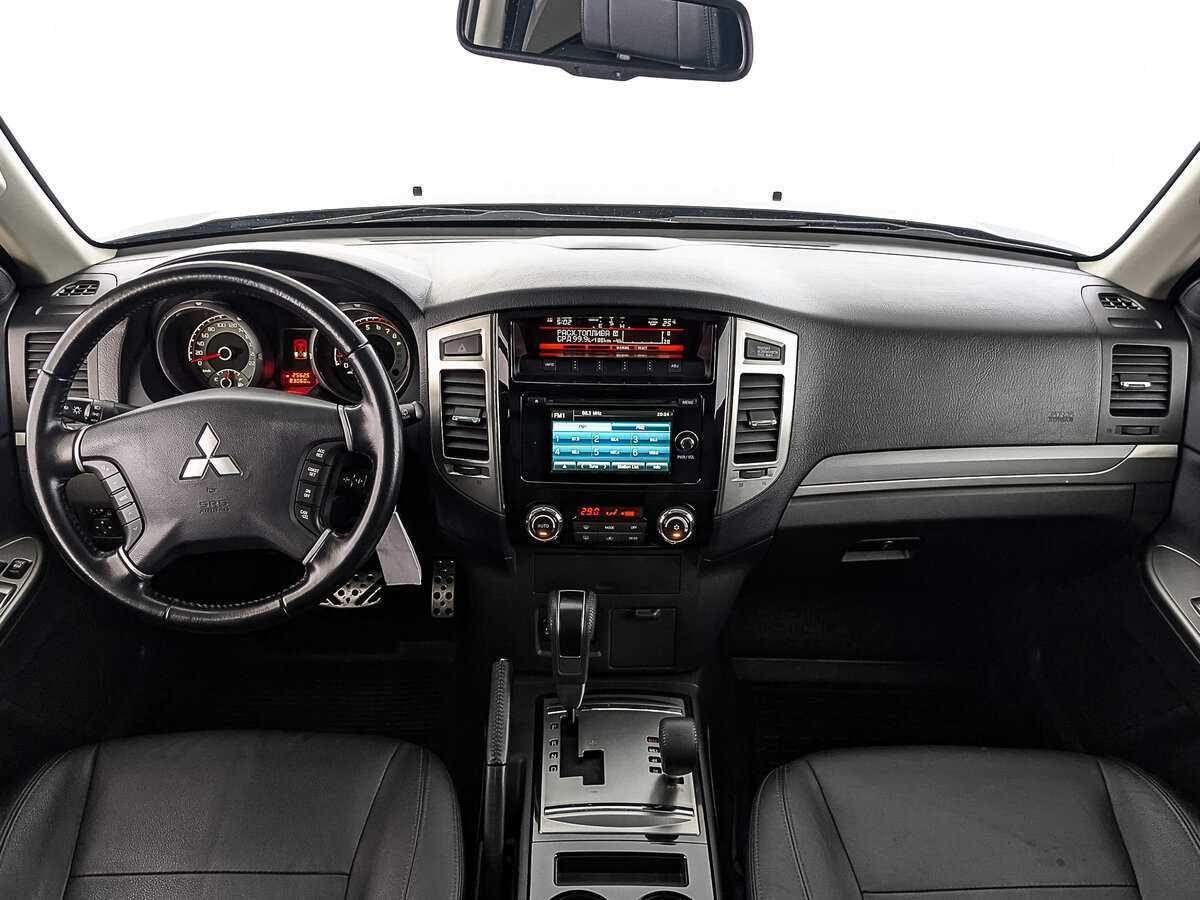 Mitsubishi Pajero б/у, 2018, Автоматическая. Фото: #13