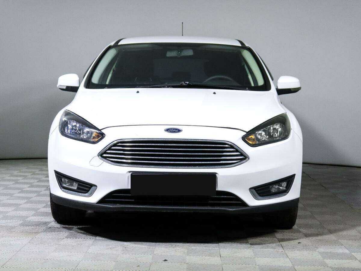 Ford Focus б/у, 2017, Механическая. Фото: #1