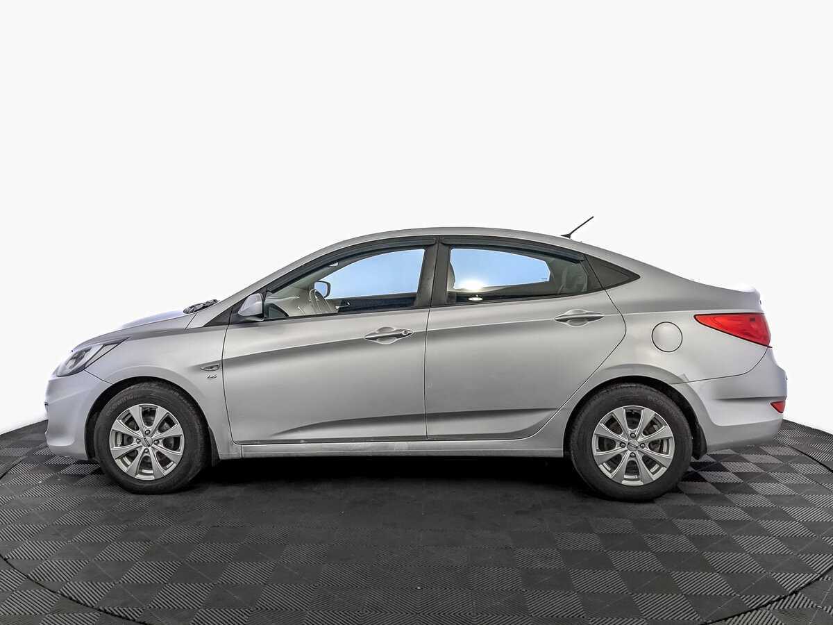 Hyundai Solaris б/у, 2012, Автоматическая. Фото: #7