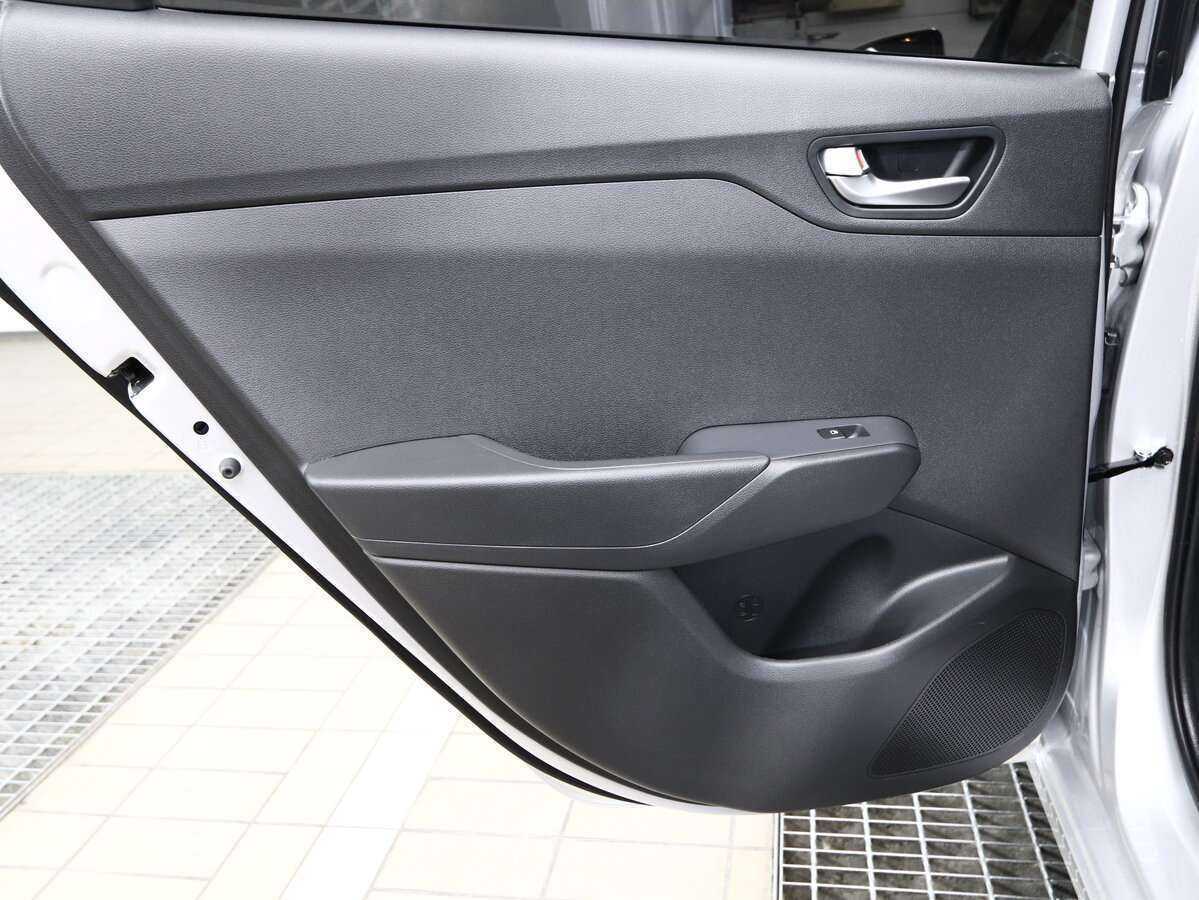 Hyundai Solaris б/у, 2021, Автоматическая. Фото: #12