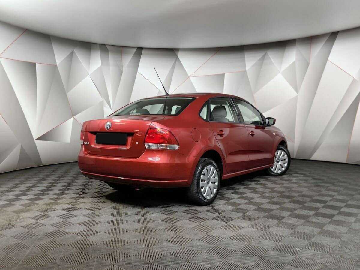 Volkswagen Polo б/у, 2012, Автоматическая. Фото: #1