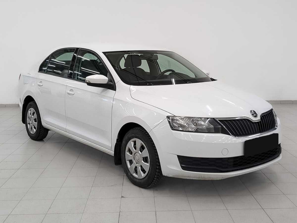 Skoda Rapid б/у, 2017, Механическая. Фото: #2